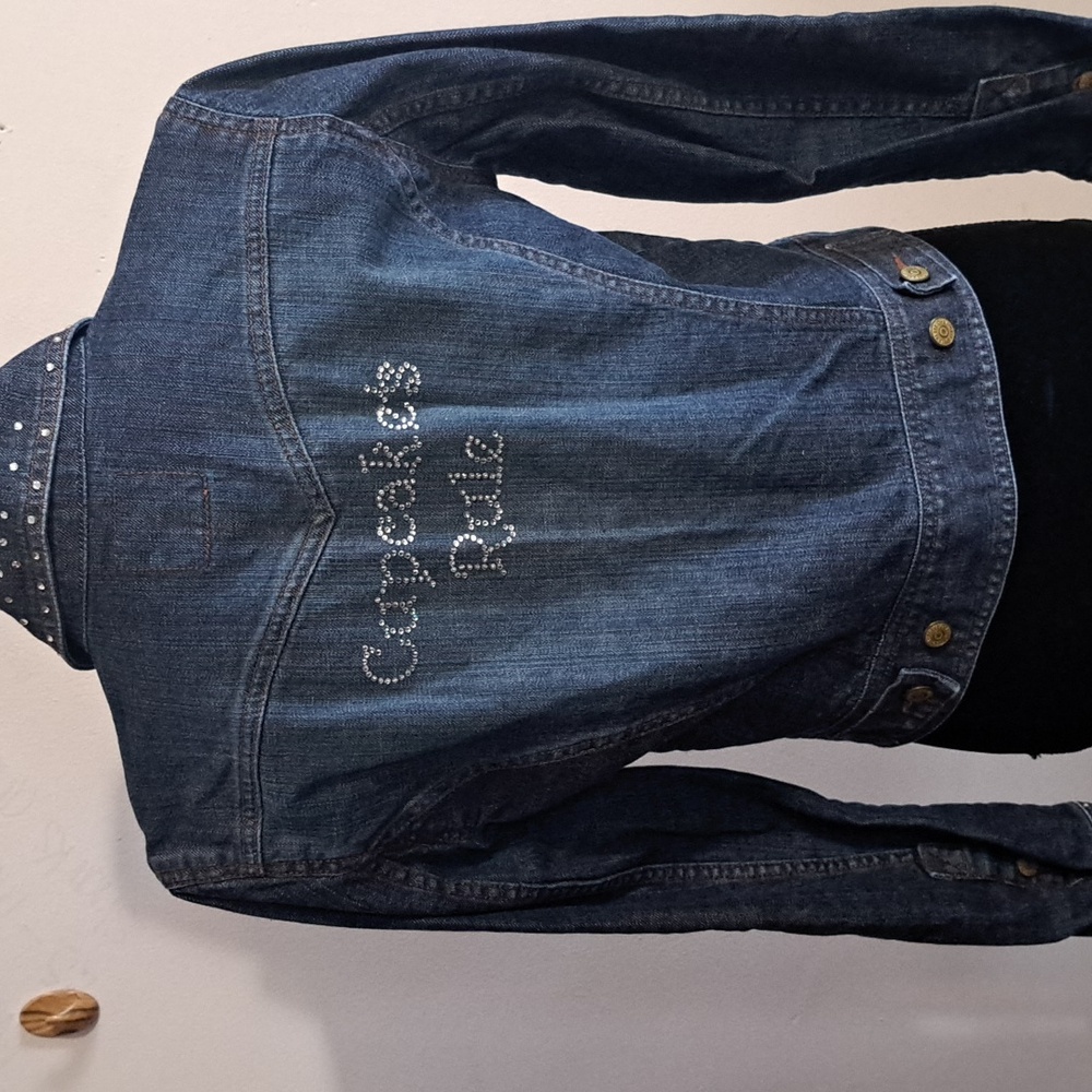 C20 NWOT!! The Limited Denim Jacket Sz Sm Rhinestones Crop Adjustable Waist